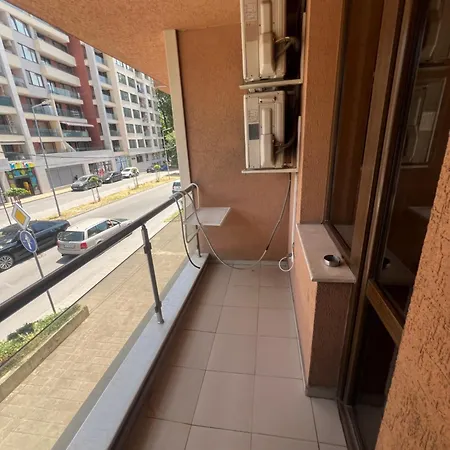Buxton *
