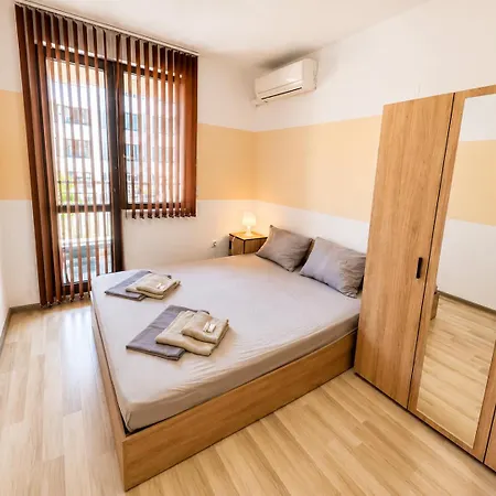 Apartment Buxton